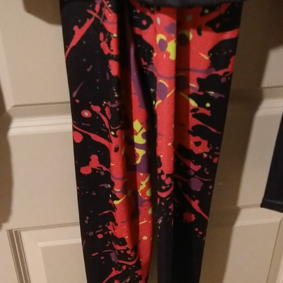 Matching Set - Picture 3 of 3